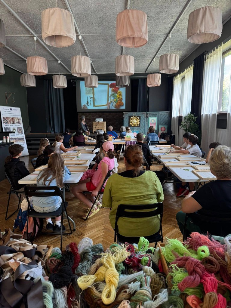 Tkáčsky workshop v plnom prúde