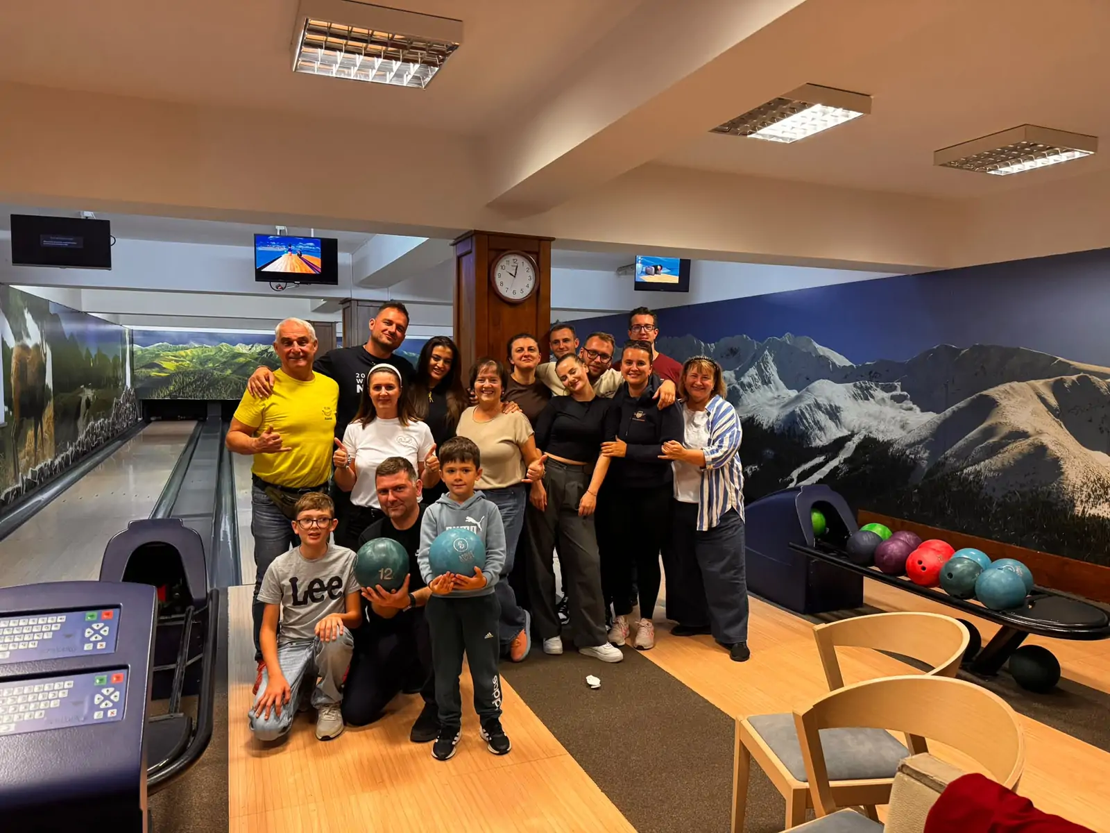 Bowlingový program účastníkov 28. stretnutia v Zuberci